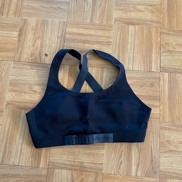 Lululemon adapt the strap bra size 6 - Picture 2 of 2